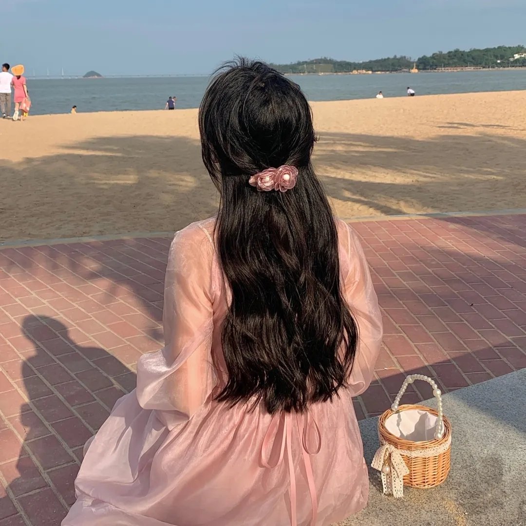 毕竟是巫女
